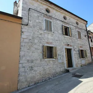Appartments Mali Raj Affittacamere Orsera